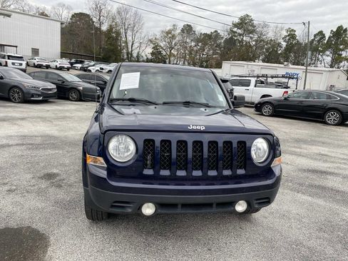 Used 2013 Jeep Patriot Latitude image 3