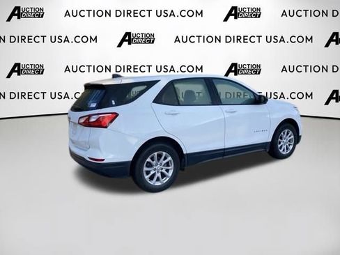 Used 2019 Chevrolet Equinox LS FWD image 17
