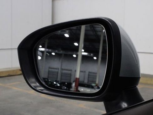 Used 2022 Nissan Rogue SV FWD image 40