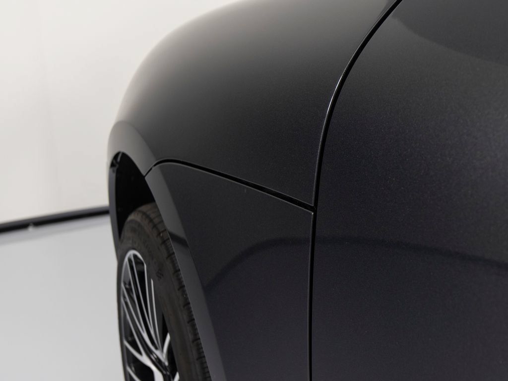Certified 2026 Porsche Macan AWD/4WD image 48