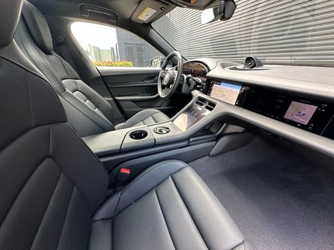 Used 2026 Porsche Taycan AWD/4WD image 40