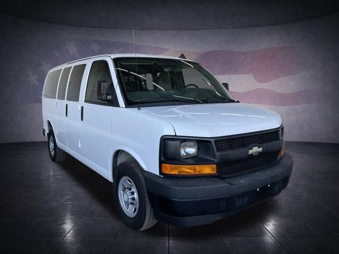 Used 2017 Chevrolet Express 2500 LS image 7