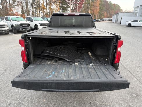 Used 2019 Chevrolet Silverado 1500 Custom Trail Boss w/ Custom Convenience Package image 19