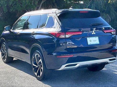 Used 2023 Mitsubishi Outlander SEL FWD image 7