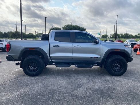 Used 2024 GMC Canyon AT4X w/ AT4X AEV Edition AWD/4WD image 4