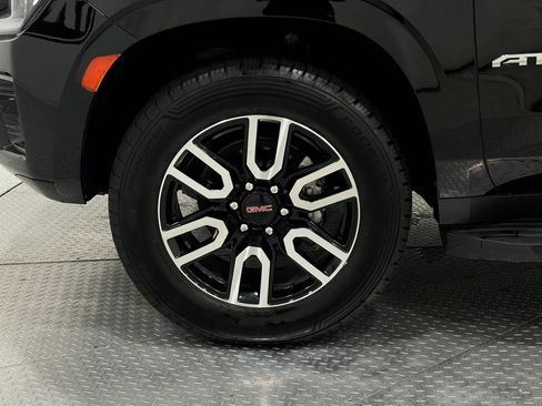 Used 2021 GMC Yukon AT4 w/ Technology Package AWD/4WD image 36