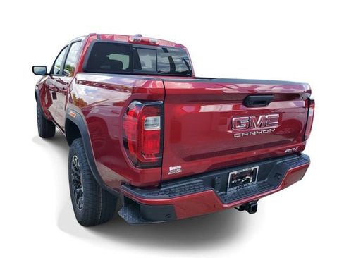 New 2026 GMC Canyon AT4 w/ AT4 Premium Package AWD/4WD image 4