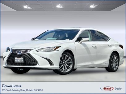 Used 2021 Lexus ES 300h w/ Premium Package