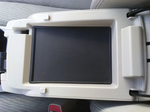 Used 2011 Subaru Outback 2.5i Premium image 14