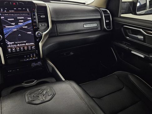 Used 2019 RAM 1500 Laramie RWD image 11
