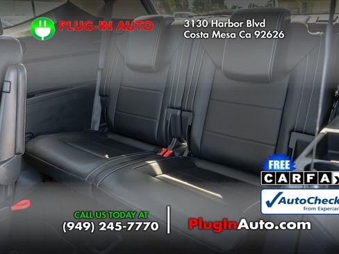 Used 2021 Volkswagen Atlas SE w/ Panoramic Sunroof Package image 12