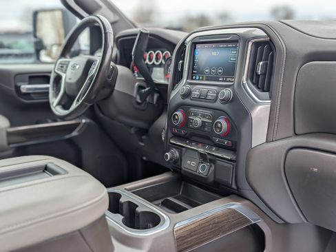 Used 2022 Chevrolet Silverado 1500 RST w/ Z71 Off-Road Package image 43