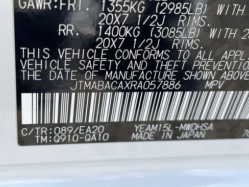 Used 2024 Toyota bZ4X Limited image 34