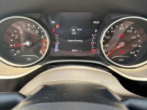 Used 2021 Jeep Compass Latitude w/ Convenience Group AWD/4WD image 4