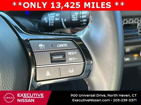 Used 2024 Honda HR-V Sport image 12