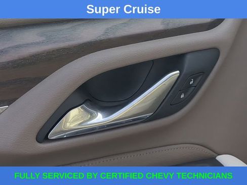 Used 2024 GMC Yukon XL Denali w/ Advanced Technology Package image 24