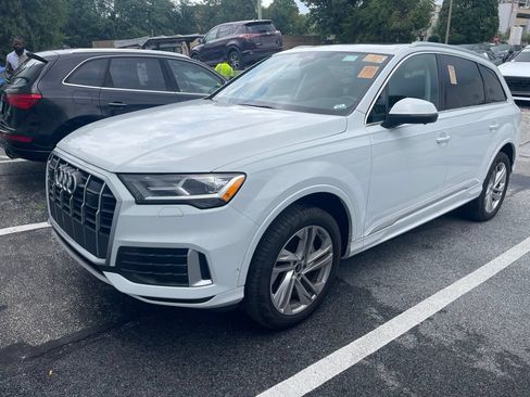 Used 2023 Audi Q7 2.0T Premium w/ Convenience Package AWD/4WD image 5