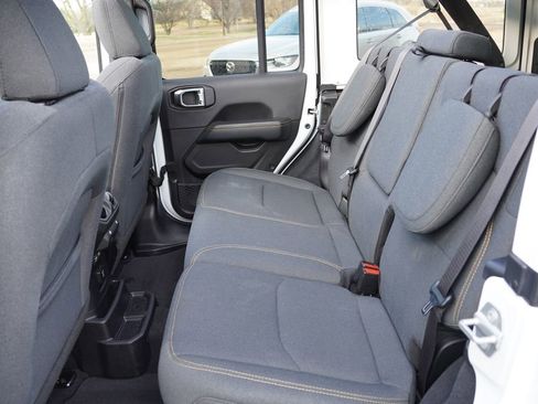 Certified 2025 Jeep Wrangler Unlimited Sahara w/ Safety Group image 19