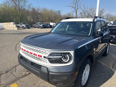 New 2025 Ford Bronco Sport Heritage w/ Convenience Package AWD/4WD image 28