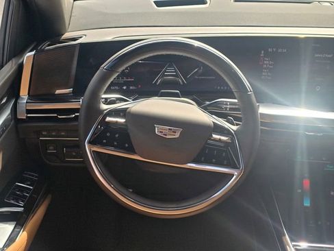 Used 2026 Cadillac Escalade Luxury w/ Touring Package RWD image 18