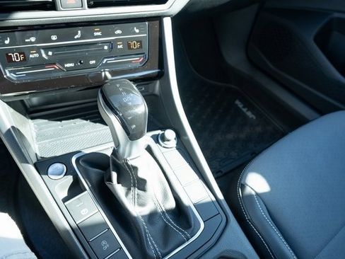 New 2026 Volkswagen Jetta SE image 20
