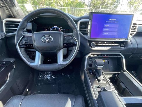 Used 2024 Toyota Tundra Platinum AWD/4WD image 16