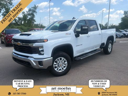 Used 2024 Chevrolet Silverado 2500 LT AWD/4WD image 1