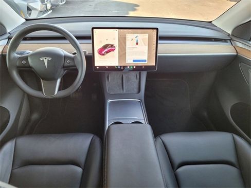 Used 2023 Tesla Model Y Long Range image 6