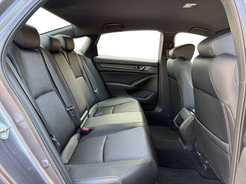 Used 2018 Honda Accord Sport image 20