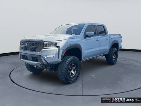 Used 2023 Nissan Frontier PRO-4X w/ Pro Convenience Package AWD/4WD image 1