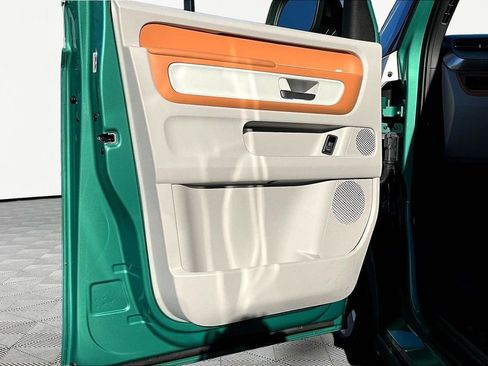 New 2025 Volkswagen ID. Buzz Pro S Plus image 19