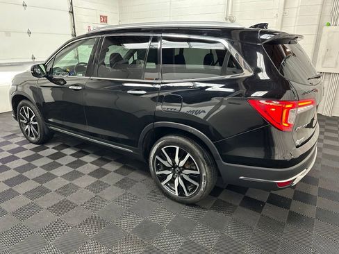 Used 2022 Honda Pilot Touring image 6