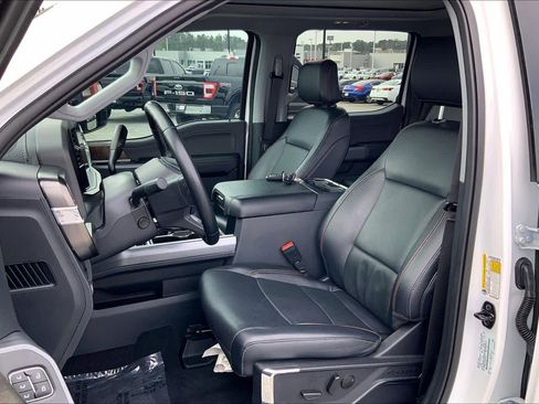 Certified 2023 Ford F250 Lariat w/ Chrome Package image 8