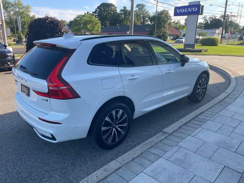 Used 2024 Volvo XC60 B5 Plus AWD/4WD image 5