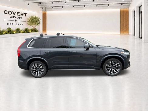 Used 2022 Volvo XC90 T5 Momentum w/ Protection Package Premier AWD/4WD image 14