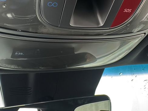 Used 2025 Genesis GV70 3.5T Sport image 32