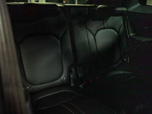 Used 2024 Honda Pilot TrailSport image 12