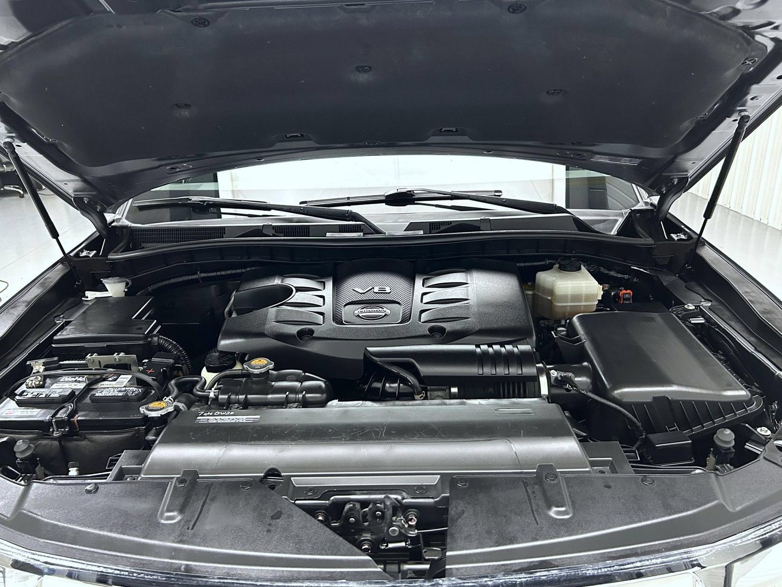 Used 2019 Nissan Armada Platinum w/ Captain's Chairs Package AWD/4WD image 25
