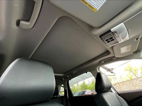 Certified 2021 Nissan Rogue SL image 13