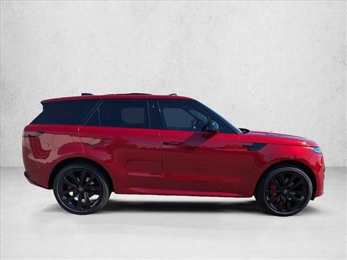 Used 2023 Land Rover Range Rover Sport SE Dynamic AWD/4WD image 4
