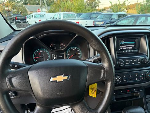 Used 2016 Chevrolet Colorado W/T image 27