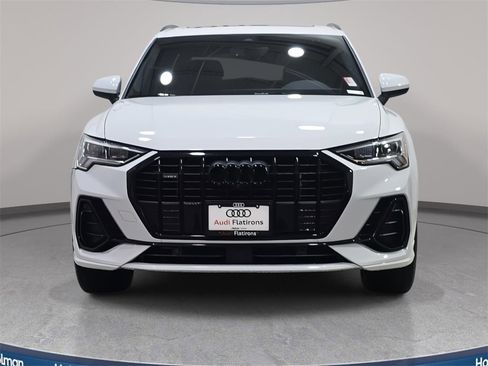 Certified 2024 Audi Q3 2.0T Premium Plus image 3