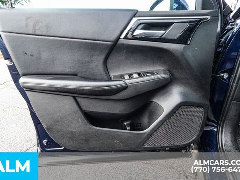 Used 2023 Mitsubishi Outlander SE image 54