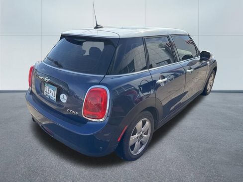 Used 2016 MINI Cooper 4-Door Hardtop image 2