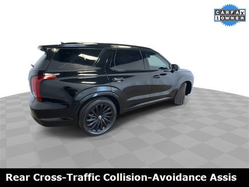 Used 2024 Hyundai Palisade Calligraphy image 3