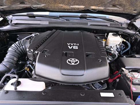Used 2008 Toyota 4Runner SR5 RWD image 30