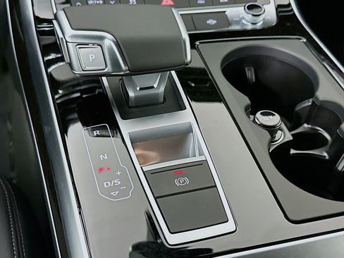 New 2026 Audi Q7 2.0T Premium AWD/4WD image 7