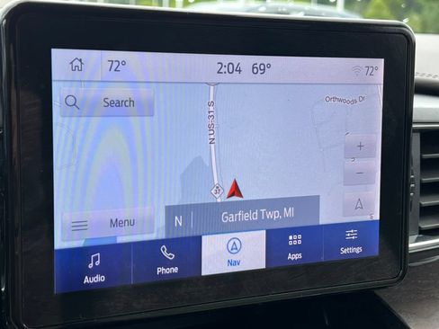 Used 2023 Ford Explorer Platinum w/ Equipment Group 601A AWD/4WD image 27