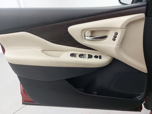 Used 2024 Nissan Murano Platinum w/ Cargo Package AWD/4WD image 29