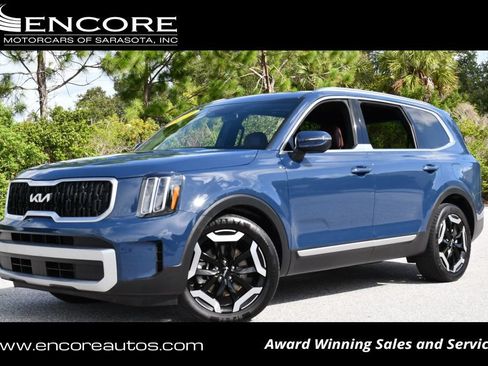 Used 2023 Kia Telluride EX FWD image 1